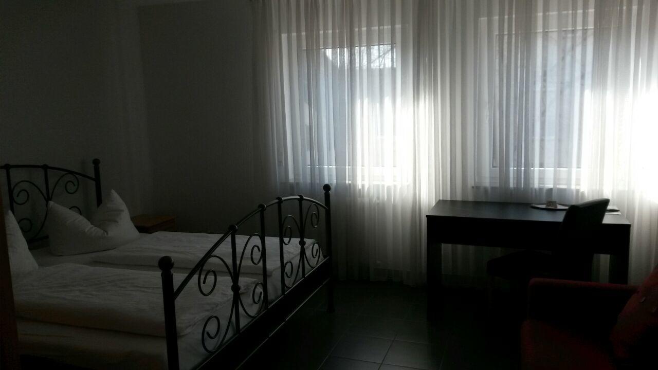 Hotel Gasthof Ratstube Kirchheim unter Teck Ngoại thất bức ảnh